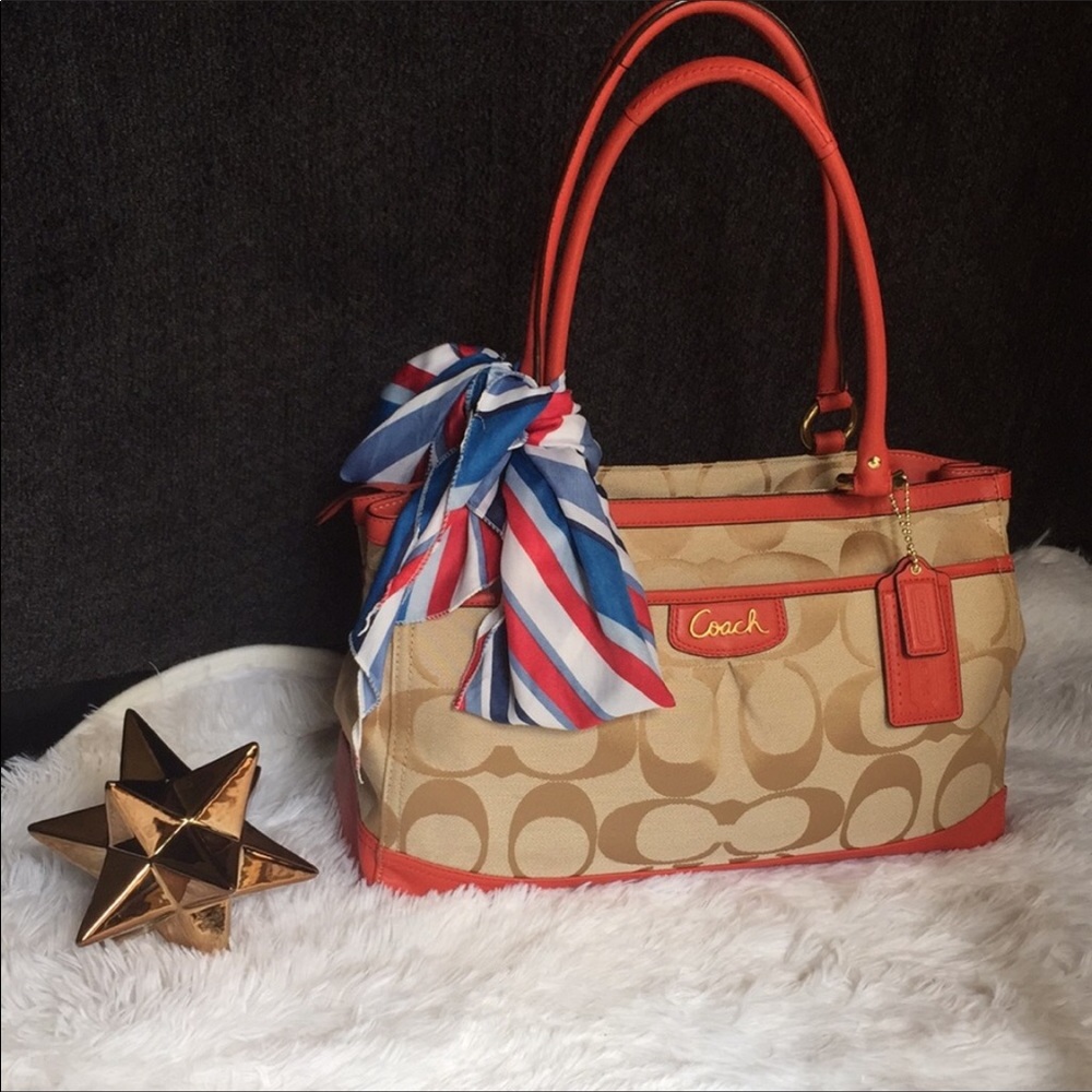 COACH BAG . - Picture 1 of 6